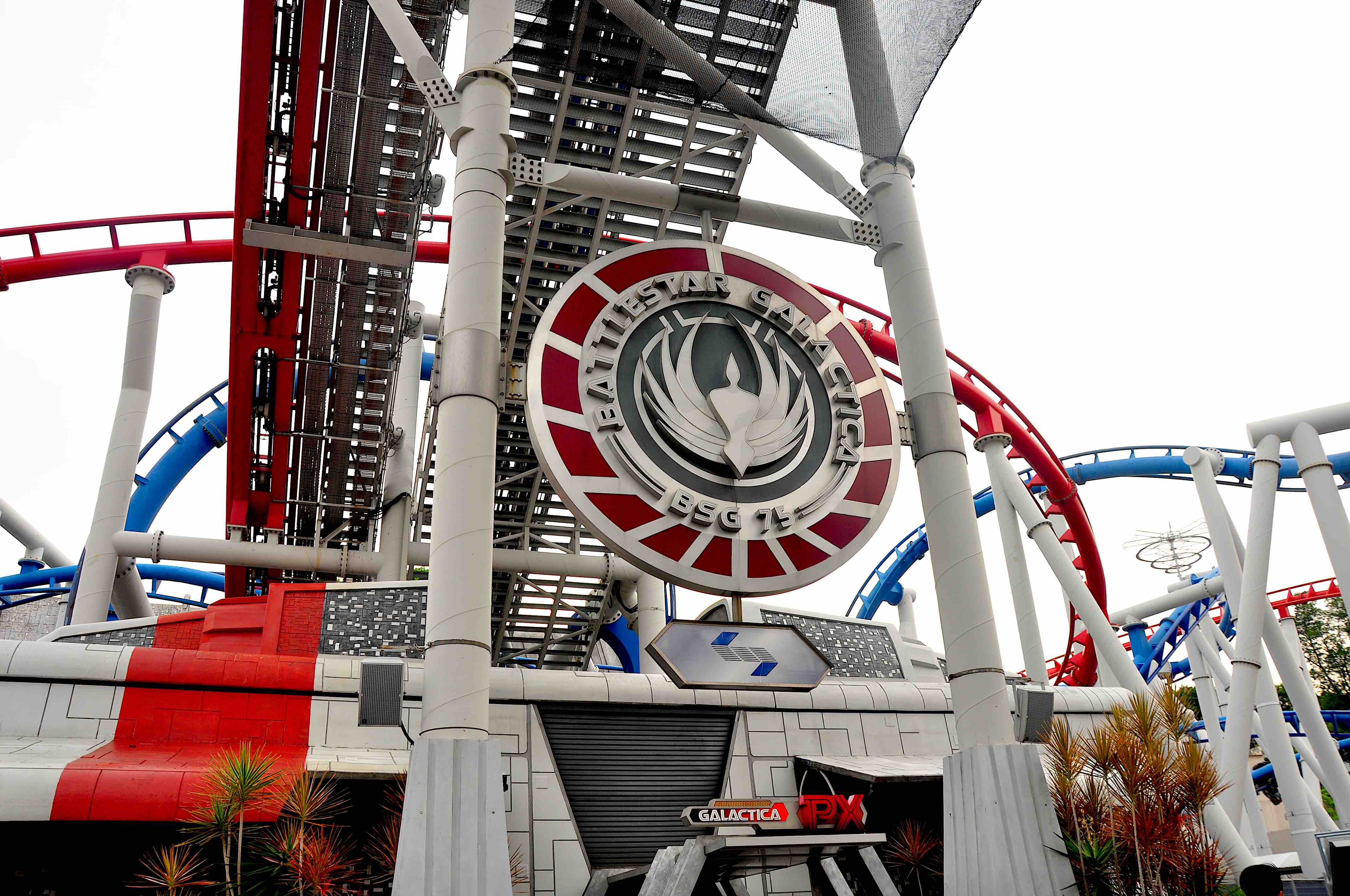 universal studios battlestar Galactica