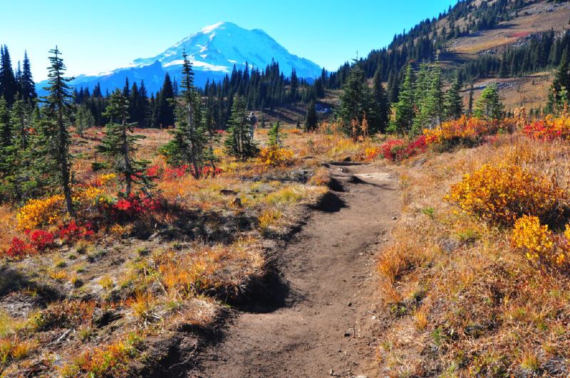 First view of Mt Rainier from Naches Peak Loop Trail