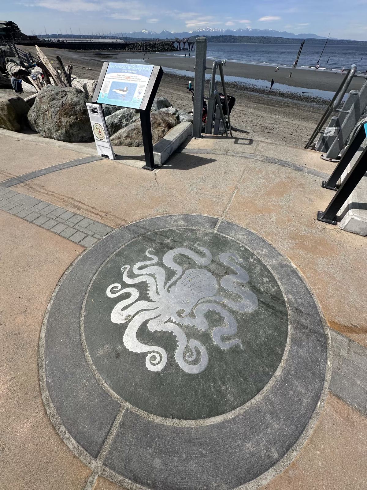 Paved pathway to Brackett's Landing beach in Edmonds